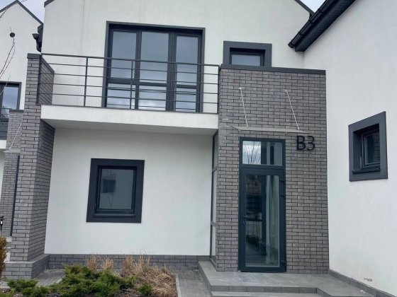 Продається таунхаус у закритому котеджному містечку — 115 м² в Чабанах