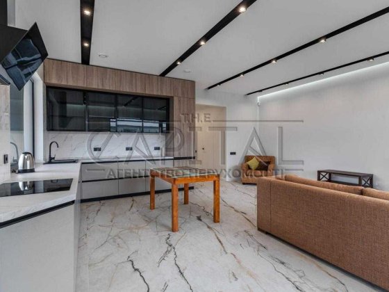 Продаж будинку в містечку Золоче / Вишеньки / з ремонтом / 1 поверх / 150м2 Вишеньки