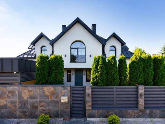 Будинок преміум-класу у містечку Zoloche | продаж від власника Вишенки