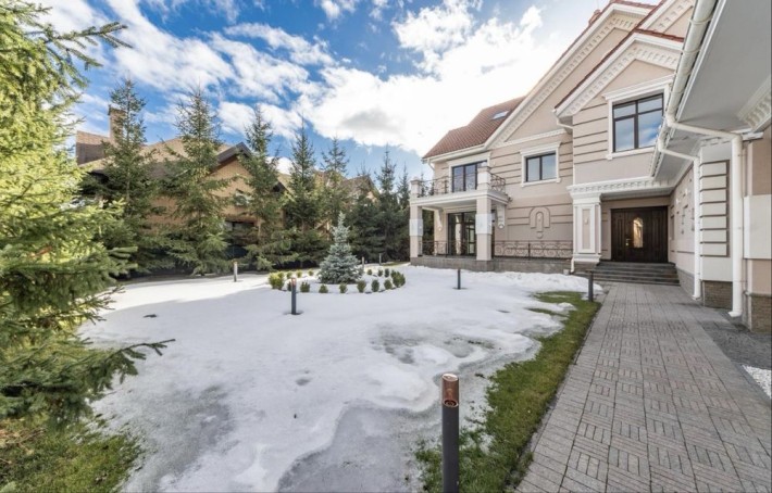 Автономний будинок у КМ Золоче с.Вишеньки, Осокорки - фото 1