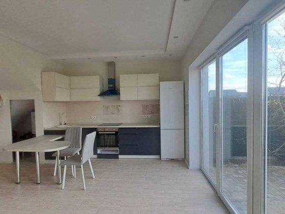 Без% Укомплектований таунхаус метро Славутич Осокорки Дачі Гнідин