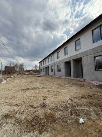 Таунхауси в Ворзелі, 100м2, ділянка від 1.8 сотки, Центральні комунікації, ГАЗ топ локація поруч шко - фото 1
