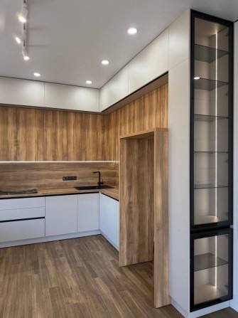 Продаж будинку з НОВИМ РЕМОНТОМ 190 м2. Ділянка 8,5 соток - фото 1