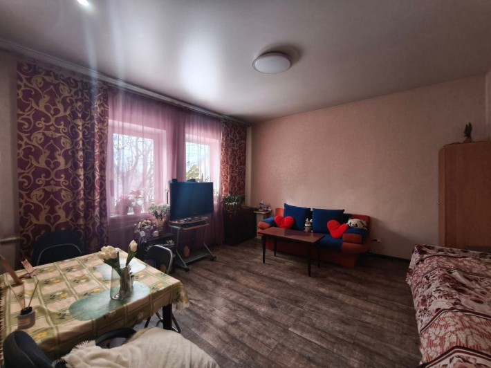 Продаж ½ будинку з ділянкою 6 соток у зеленому Ворзелі - фото 1