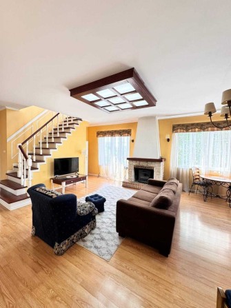 Продаж сімейного будинку 280 м² у Білогородці | 15 соток | укриття | гараж - фото 1