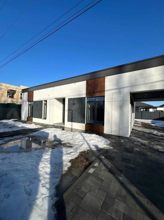 Продам гарний двоповерховий будинок в Білогородці - фото 1
