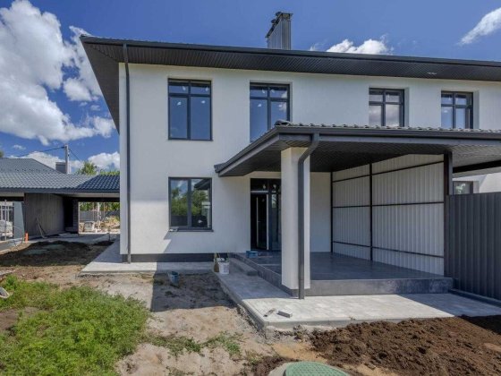Продаж дуплексу 132 кв.м. під чистовий ремонт, 4 сотки з терасою, Білогородка Білогородка