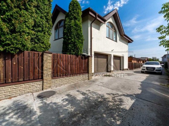 Двоповерховий будинок 310м2 у Вишеньках на 16 сотках Вишеньки