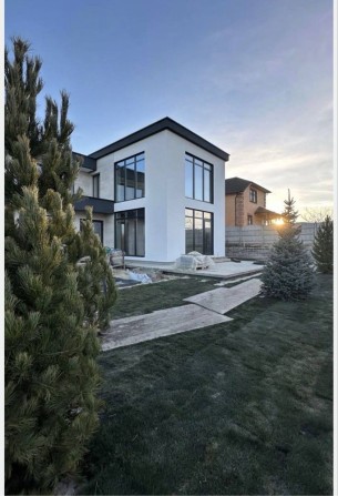 Видовий будинок 210 м² біля Києва .Підвал 110 м² . Ланшафт. Газ. 8 соток. Гореничі - фото 1