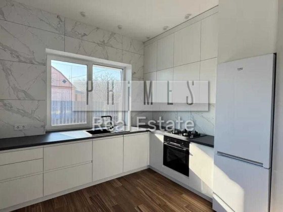 Продаж 4к будинку з ремонтом та меблями, вул. Вишнева, Гнідин Гнедин