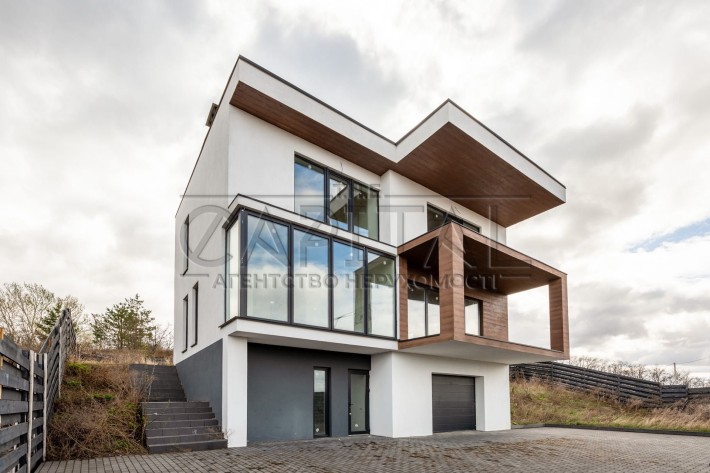 Продаж будинку з ремонтом 250 кв.м. хай тек, Лісники, Обухівська траса - фото 1
