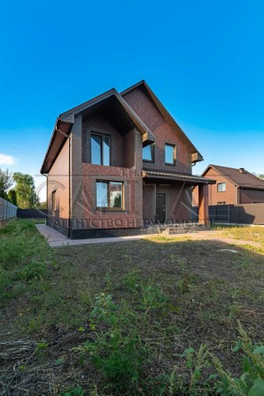 Продаж будинку в Гнідині / 170м2, 8 соток / всі комунікації - фото 1