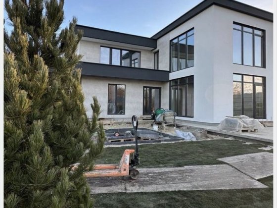 Кирпичный дом с Подвалом! Участок 9 соток!Газ!Без комиссии Гореничи