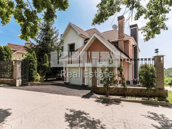 Продаж 6к будинку біля КМ “Зелений гай”, цоколь, гараж на 2 авто, с. Лісники Лісники