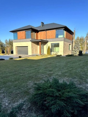 Продаж будинку 292 м2 в КМ на 19 сотках. Тераси. Гараж - фото 1