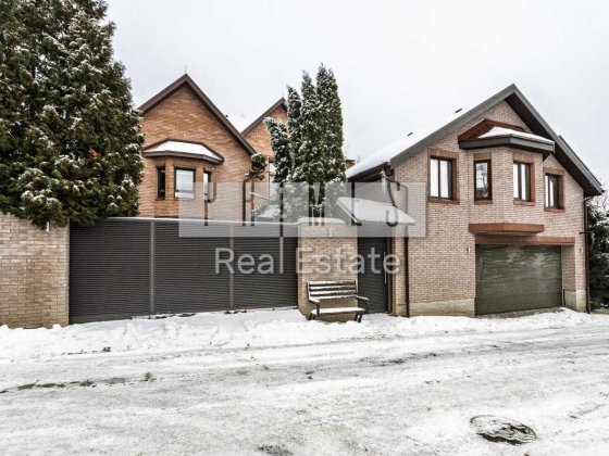 Продаж будинку, басейн, генератор, ділянка 16 соток, КМ «Зелений Гай», Лісники Лісники