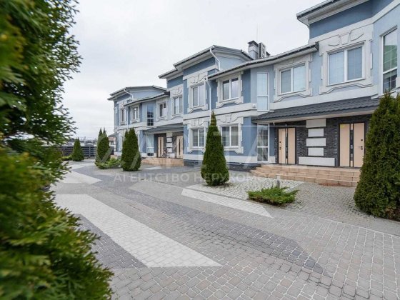 Таунхаус в Лісниках, 180м2, З РЕМОНТОМ, Стежки Лесники