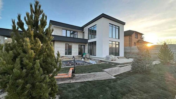 Продаж БУДИНКУ в Гореничах з підвалом, 210 м2 на 7.5 сотках ГАЗ - фото 1