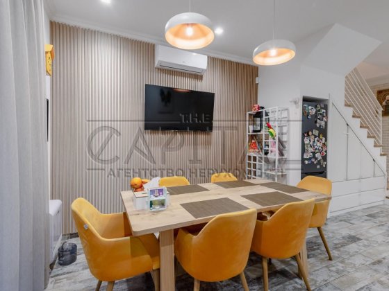 Продаж автономного таунхаусу з газом, Ходосівка, Обухівський р-н Ходосівка