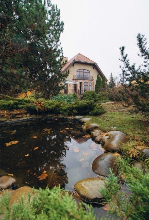 Большой дом на 16 сотках в Лесниках! Подвал! Газ! - фото 1