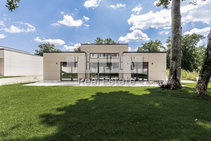 Продаж будинку в Лісниках, 172м2, 8 соток , 15хв від Києва, котеджне - фото 1