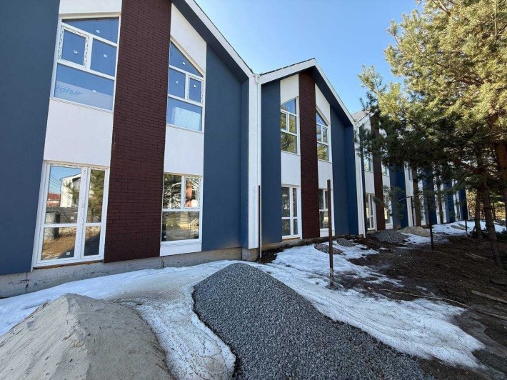 Таунхаус у котеджному містечку, газ, парковка на 2 авто, від 80 м² - фото 1