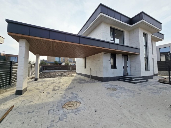 Будинок з цегли 217 м басейн газ дах бетон КМ Нова Ходосівка 8 км Київ - фото 1