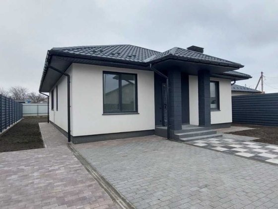 Новий будинок з газом, 100 кв.м. Нові Петрівці Нові Петрівці