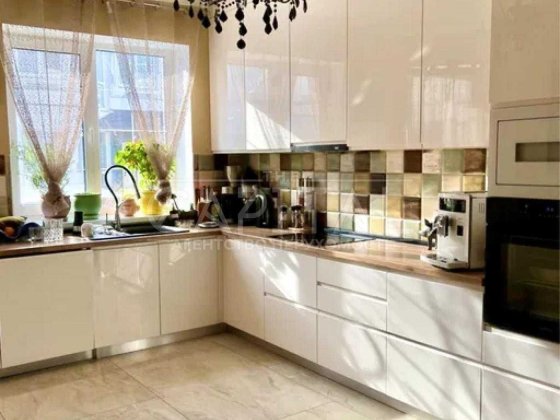 Продаж Таунхаус, Лісники, Києво-Святошинський р-н, вул. Стежки, 180 м2 Лісники