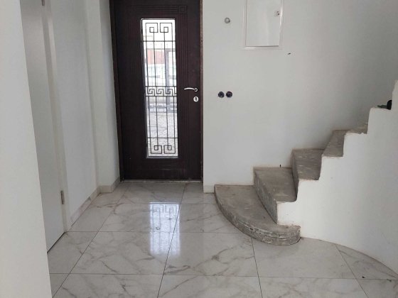 Продам таунхаус з частковим ремонтом в Стоянці (Ірпінь) Стоянка