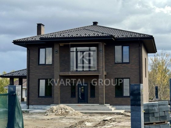 Продам котедж в предмісті Києва в елітному районі . Якісне будівництво Гореничи