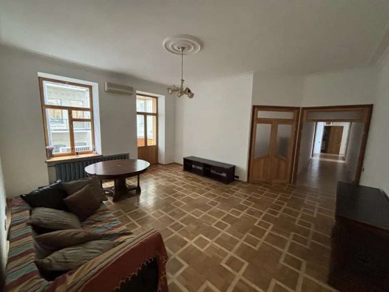 Продаж 5-к квартири вул. Ярославів Вал 14 Киев