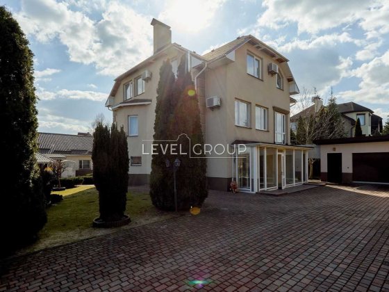 Продаж будинку в Стоянці! Авторський ремонт! Житомирський напрямок Стоянка