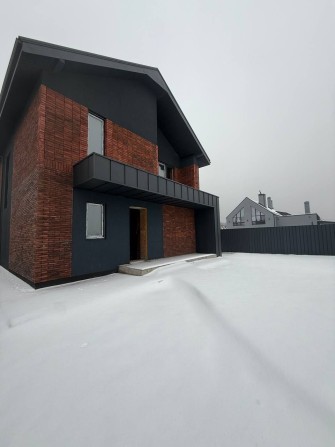 Продаж чудового будинку в затишному місці - фото 1