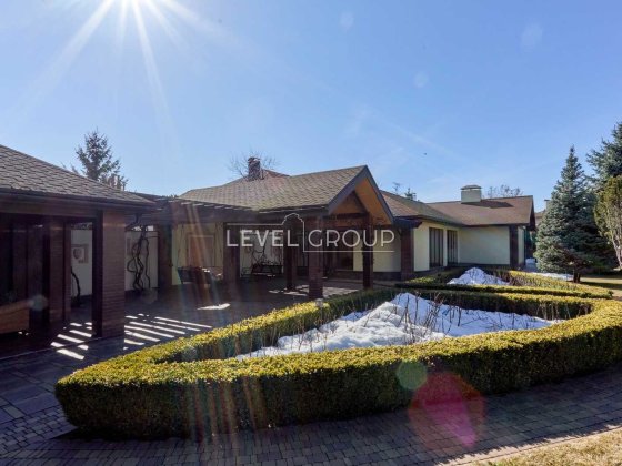 Будинок з власним SPA-комплексом та басейном | Стоянка, 1 км. Київ Стоянка