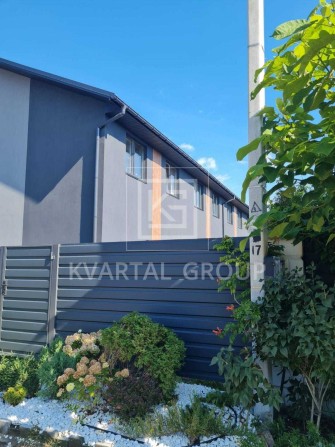 Кутовий таун 110 м2  з НОВИМ ремонтом - фото 1