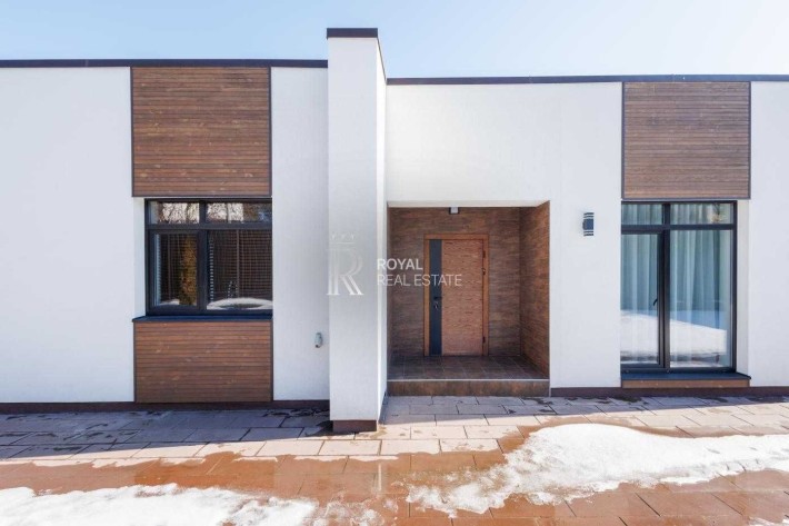 Продаж Будинок 170м2 5кімн 9соток Стоянка - фото 1