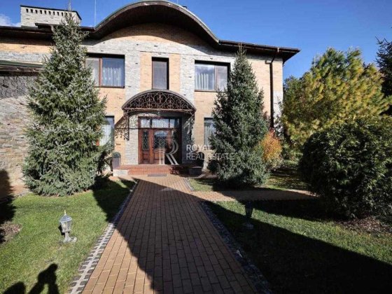 Продаж Будинок 6кім. 420м2 с. Романків КМ «Сонячна Долина» Генератор Басейн Паркінг Підгірці