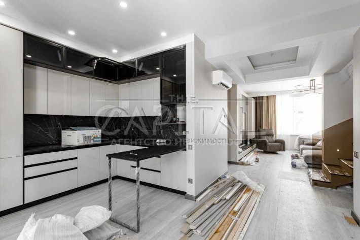 Продаж / Дуплекс / 220 м2 / Підгірці / КМ Фонтан / вул Центральна - фото 1