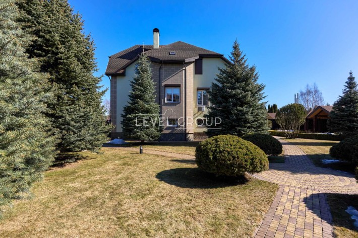 Продаж Елітної Садиби 700м біля Києва, 29 соток, Стоянка + СПА-зона - фото 1