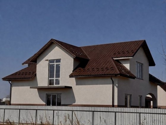 3хв від Набережної, поруч неймовірні соснові ліси, озера Макаров