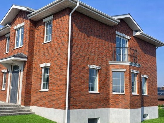 Продається будинок з підвалом в Бобриці Бобрица