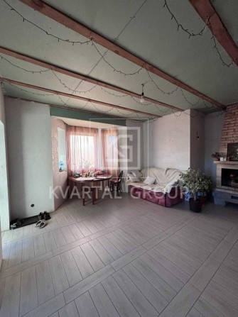 Продам будинок. Центр села. 150 м2 - фото 1