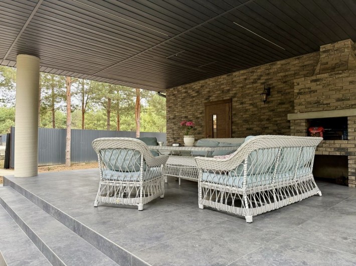 Маєток біля лісу в Бобриці: Гостьовий будинок + фундамент 320м2 - фото 1