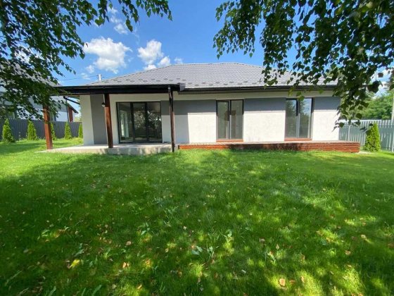 Будинок 115м2 з ремонтом на 6 сотках - 165000уо. Блиставица