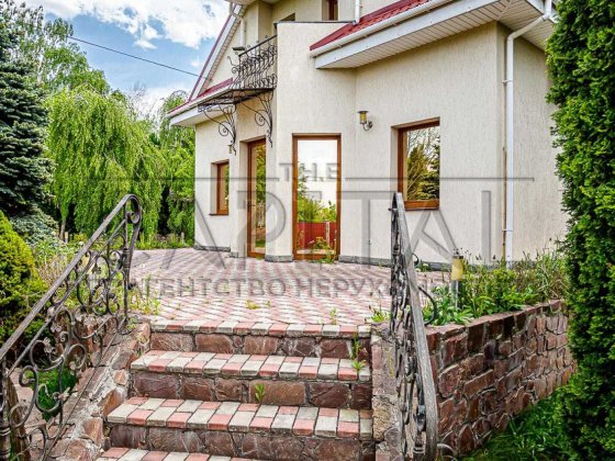 Будинок 232 м2 Білогородка | 15 соток | газ | гараж на 2 авто Гнатівка