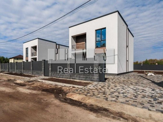 Продаж 5к двоповерхового будинку, ділянка 4 сотки, Горбовичі Горбовичі