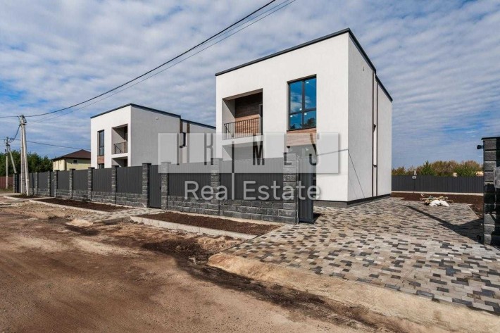 Продаж 5к двоповерхового будинку, ділянка 4 сотки, Горбовичі - фото 1