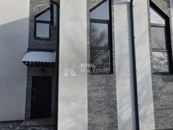 Продаж Таунхаус 2кім. 90.5м2 с. Білогогодка Закрита територія Гнатівка