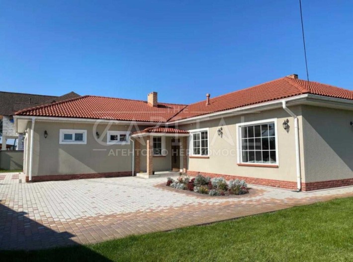 Продаж затишного будинку у Гнатівці Автозарядка - фото 1